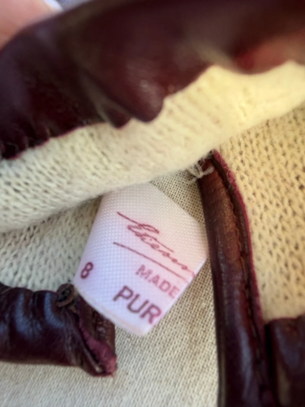 Etienne Aigner Sz 8 Vintage Wool Lined Gloves Classic Minimalist Winter